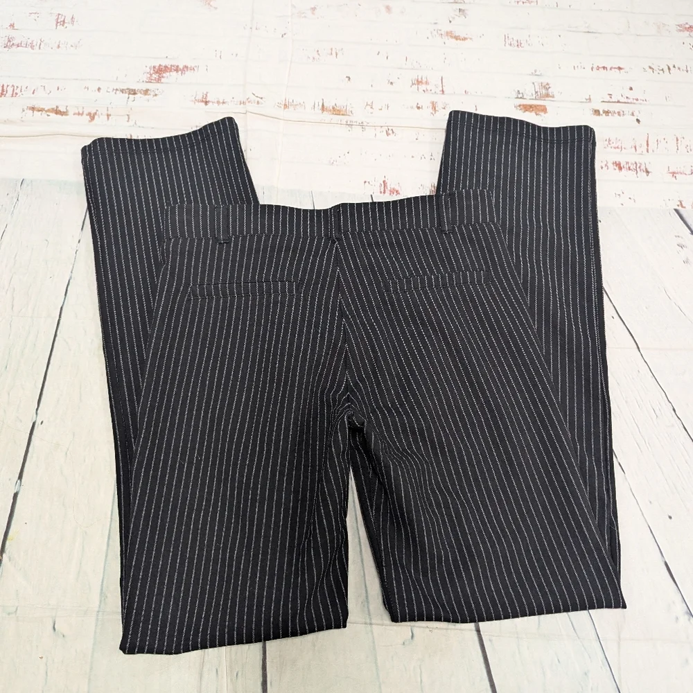 Betabrand straight leg pull on pants - Picture 5 of 6